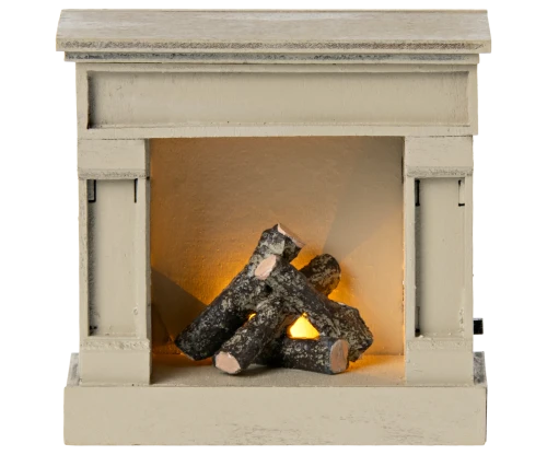 Maileg Fireplace Mouse Off White – świecący kominek dla myszek, widok z przodu