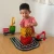 MAGNA-TILES Builder – dziecko bawiące się zestawem plac budowy