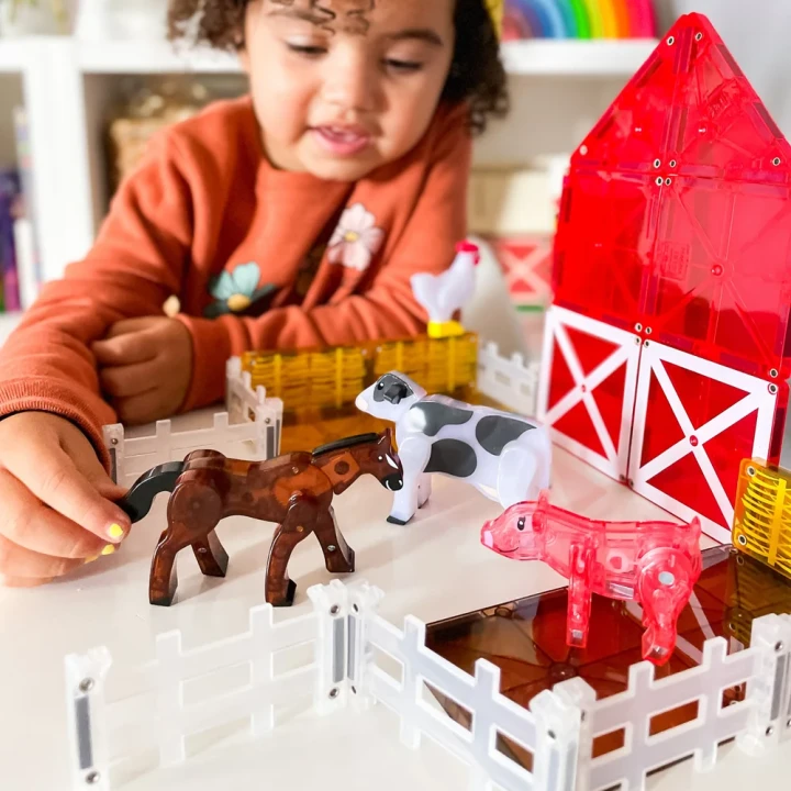 MAGNA-TILES Farm Animals – zwierzęta gospodarskie i magnetyczna zagroda