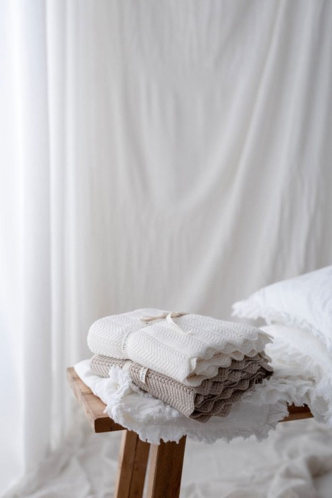 bambusowy-kocyk-my-memi-powder-pink-feather-jasna-aranzacja