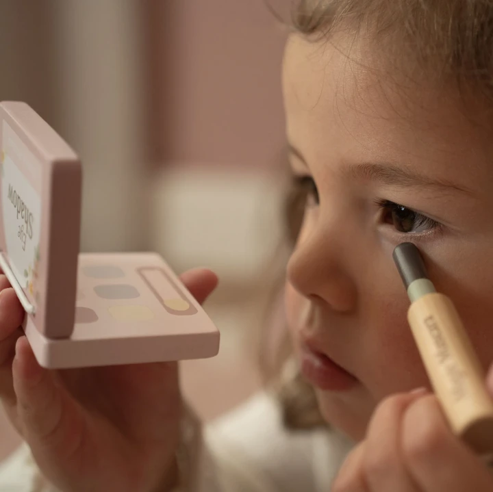Little Dutch Beauty Case drewniana paletka i aplikator do zabawy