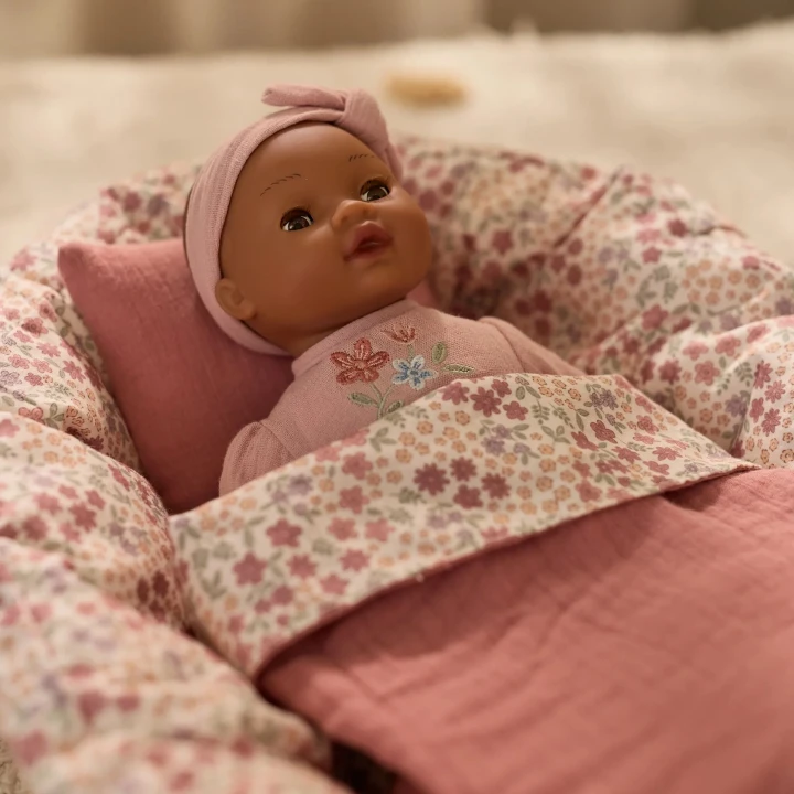 Little Dutch Doll’s Carrycot Pink miękkie łóżeczko dla lalki