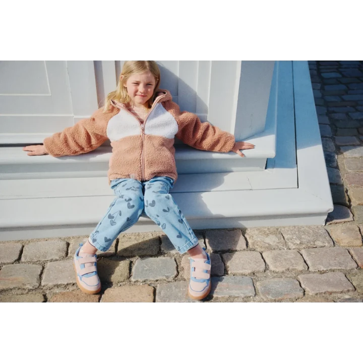 Liewood Borris Sweethearts / Denim spodnie jeansowe relaxed fit w codziennej stylizacji