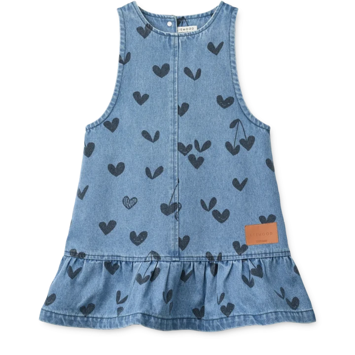 Liewood Angelica Sweethearts / Denim jeansowa sukienka z falbanką i wzorem serduszek