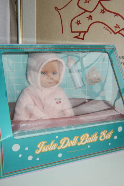Isola Doll Bath Set Cherry Konges Sløjd – zestaw do kąpieli lalki