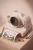 Kidinex KidSnap Beige – zbliżenie aparatu z fotografią