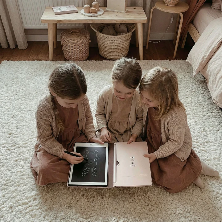 Kidinex KidBook Rabbit – wspólne rysowanie i zabawa z kartami pracy