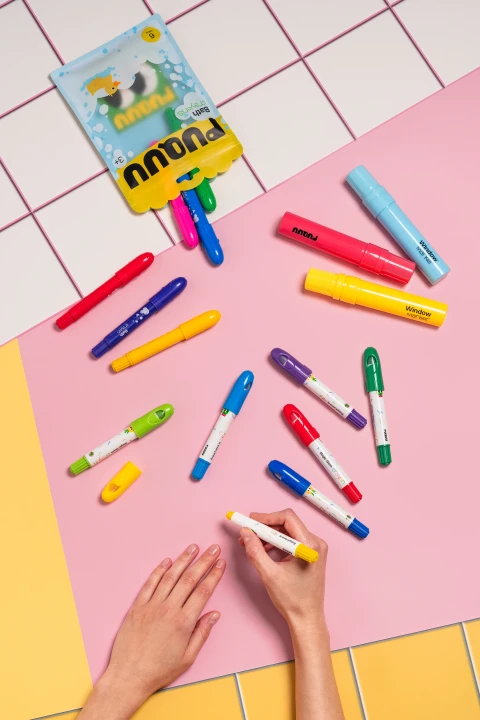PUQUU Magic Glass Crayons - kredki wśród przyborów do rysowania
