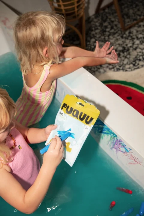 PUQUU Bath Crayons, kredki i opakowanie podczas kąpieli