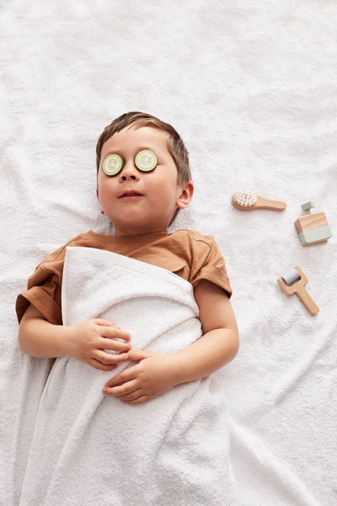 drewniany-zestaw-do-spa-kids-hub-maseczka
