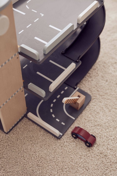 Kids Concept garaż samochodowy spiralny tor zjazdowy