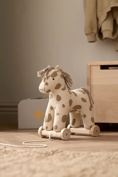 konik-do-ciagniecia-dotty-aiden-aranzacja