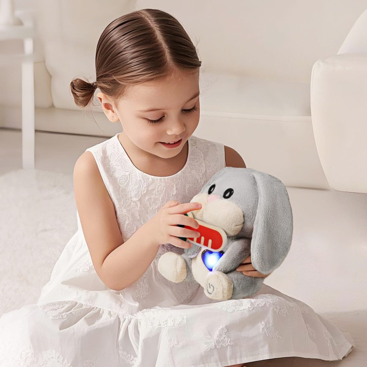 Interaktywny królik Mummy Bunny Topbright w zabawie opiekuńczej
