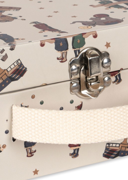 Bębenek dziecięcy z zestawu instrumentów Konges Sløjd Music Sets Circus – detal