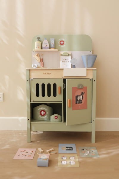 pol_pl_Little-Dutch-Gabinet-weterynarza-FSC-5413_17.jpg