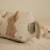 trojkat-edukacyjny-newborn-naturals-zabawa