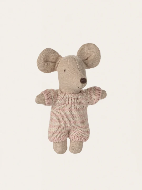 Maileg Baby Mouse Rose – myszka Baby w pasiastym ubranku
