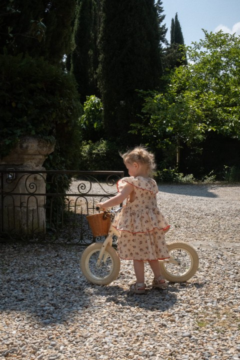 rower-rownowazny-12-z-koszykiem-lemon-przod