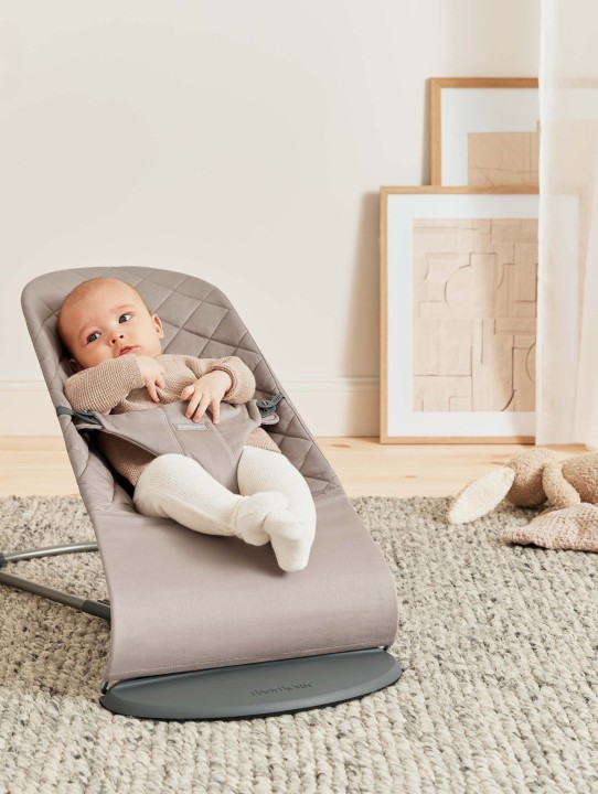 BABYBJÖRN Bliss Woven piaskowoszary – naturalne bujanie dziecka