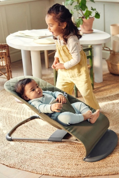 pol_pl_BABYBJORN-lezaczek-BLISS-Woven-Ciemnozielony-32899_1.jpg