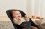 pol_pl_BABYBJORN-lezaczek-BLISS-Woven-Czarny-34911_10.jpg