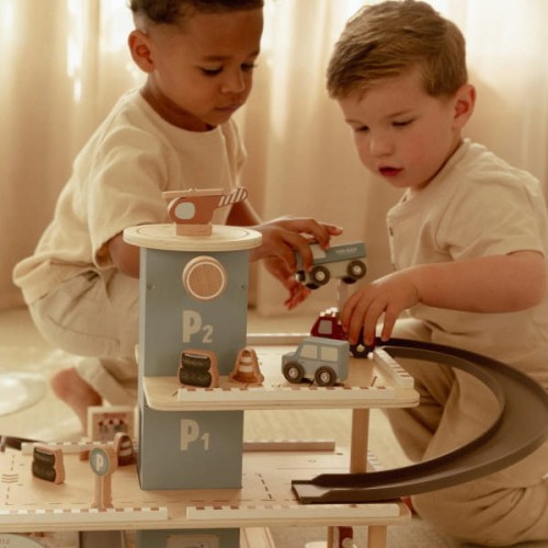 garaz-wielopoziomowy-fsc-zabawa-1