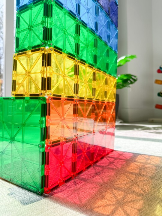 MAGNA-TILES Classic – zestaw 100 elementów z bliska