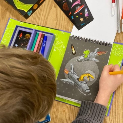 Tiger Tribe Dinozaury w kosmosie – zawartość zestawu