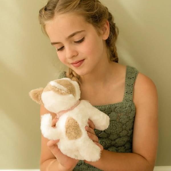 kot-marley-w-torbie-dziecko