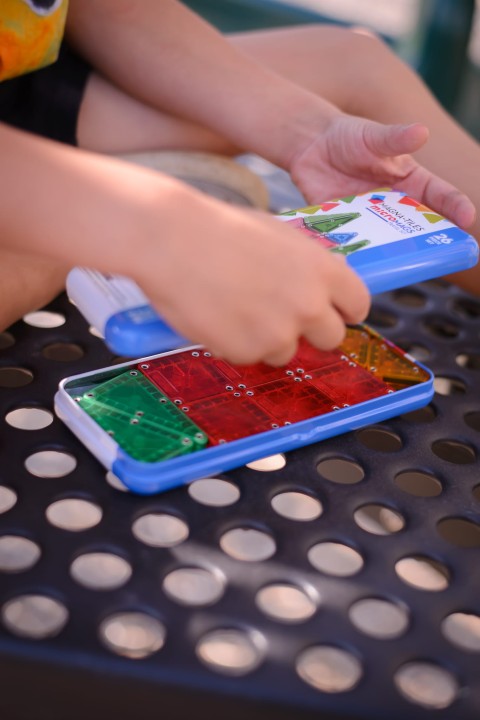 zawartosc zestawu travel micromags 26 el