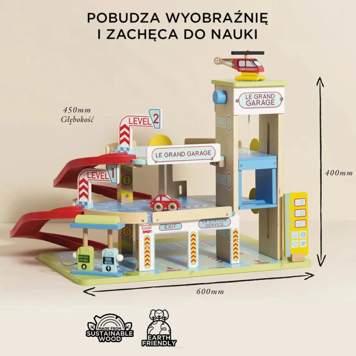 Drewniany garaż – 3 poziomy i rampy