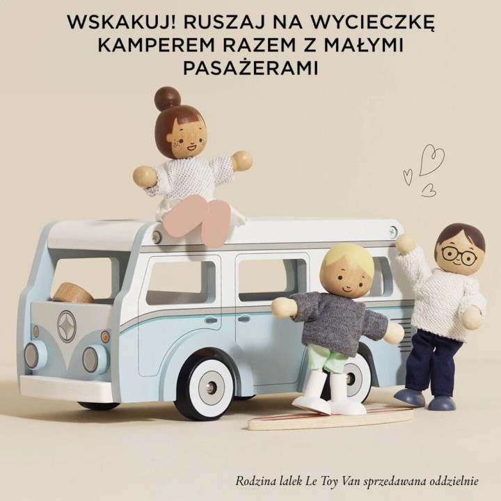 Kamper Le Toy Van z otwieranym dachem.