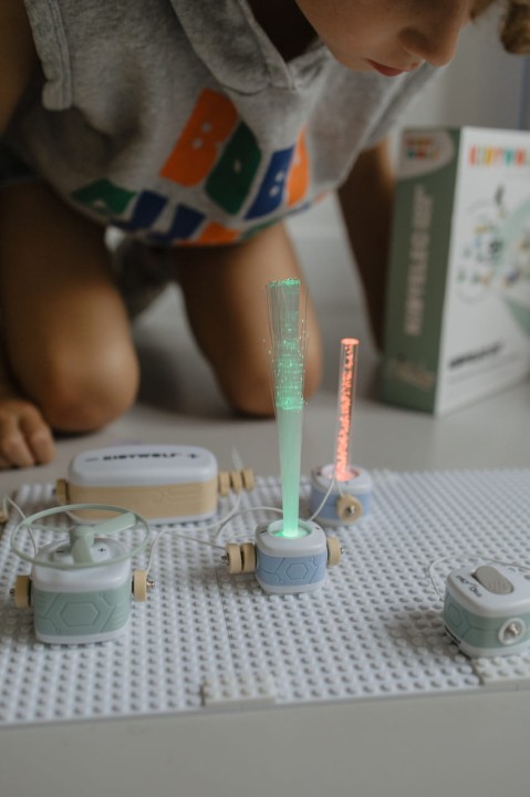 Edukacyjny zestaw elektryczny dla dzieci Kidywolf KIDYELEC Starter