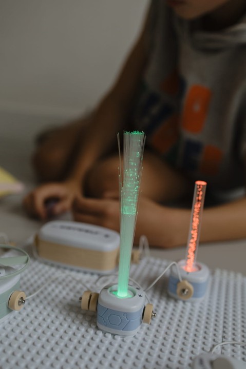 Nauka elektryczności dla dzieci z zestawem Kidywolf KIDYELEC Starter