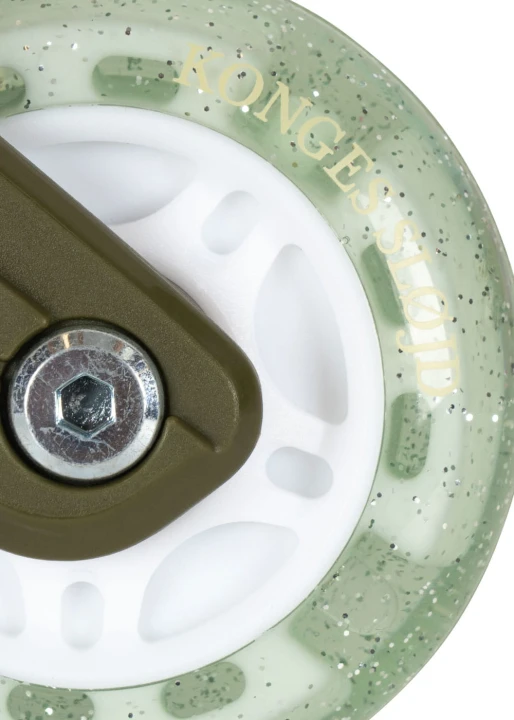 Konges Sløjd rolki regulowane Light Up Roller Skates oliwkowy zbliżenie kółka LED