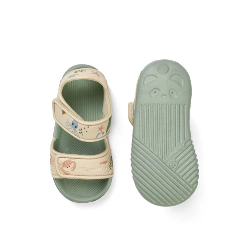 liewood-blumer-sandaly-dzieciece-piaskowe-z-morskimi-zwierzatkami-widok-z-gory