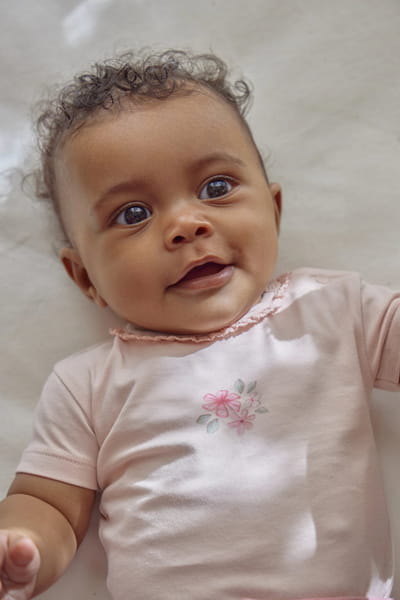 Body z krótkim rękawem Blossom na niemowlęciu