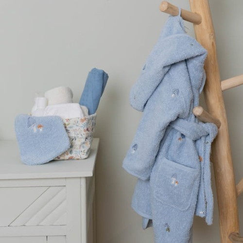 Otulacz muślinowy jeansowy niebieski po złożeniu