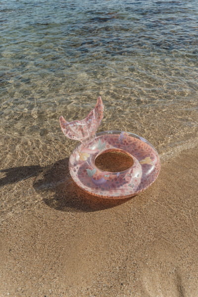 Koło do pływania Dreamy Mermaid na piasku