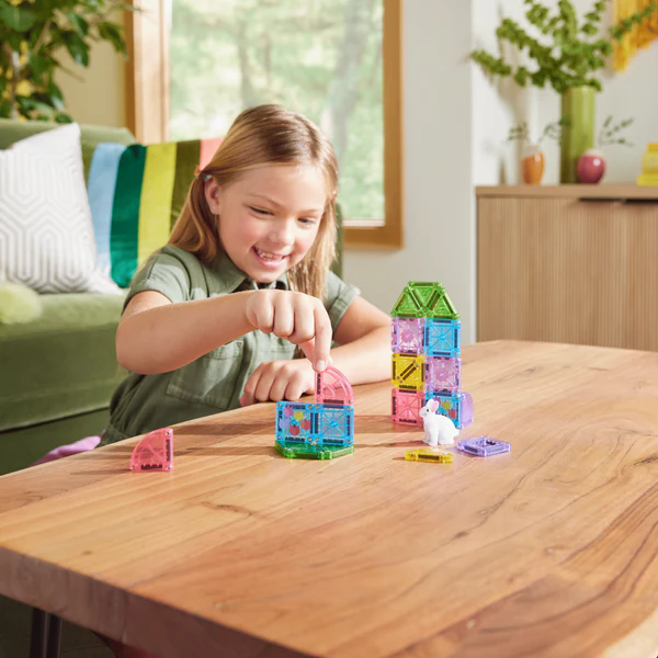 microMAGS Spring Garden Travel – budowanie kwiatowego ogrodu z klocków magnetycznych