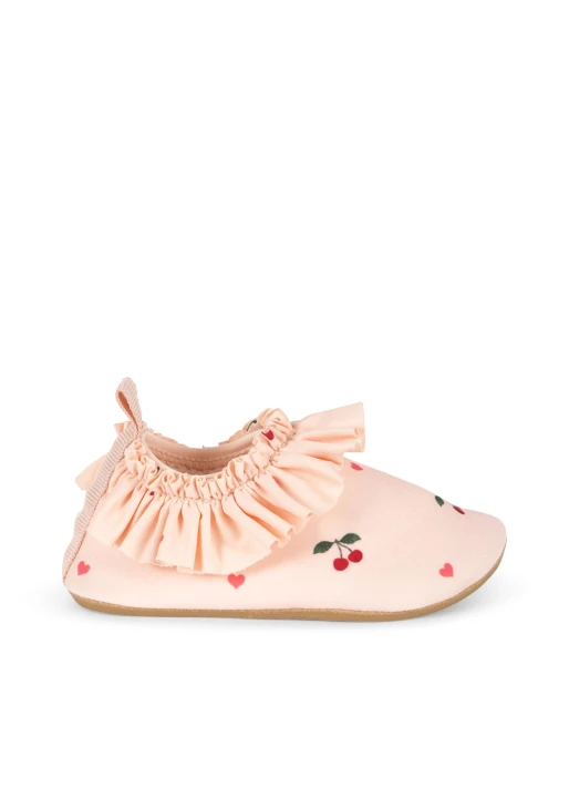 konges-slojd-merle-frill-cherry-coeur-rose-buty-do-wody-bok