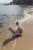 dziecko-z-materacem-dreamy-mermaid-na-plazy-2