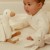 Little Dutch Newborn Naturals dziecko z dzianinową gąską