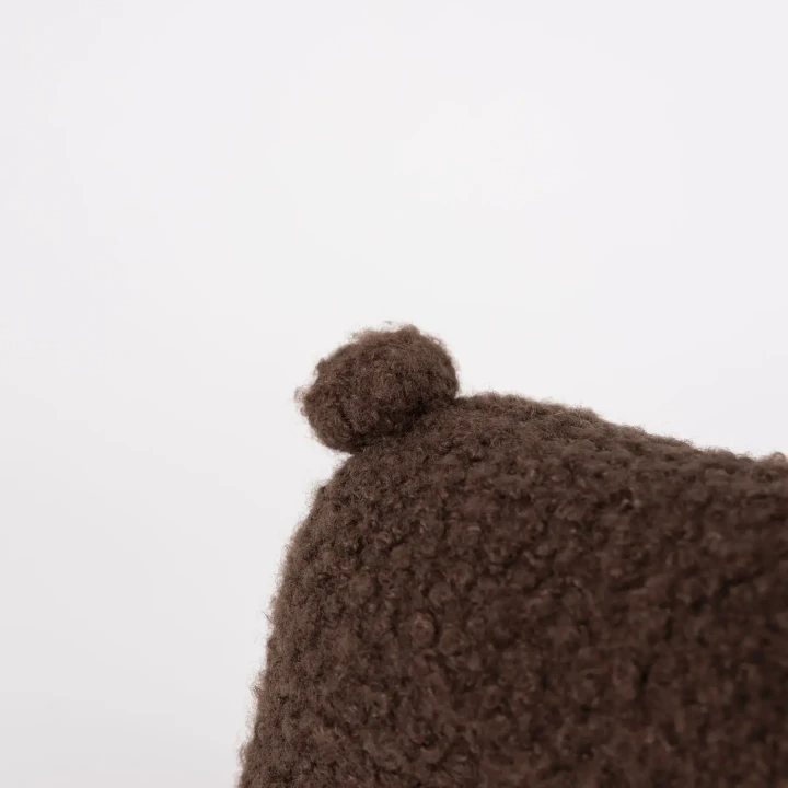 niedzwiedek-raoul-egmont-toys-detal-tylu