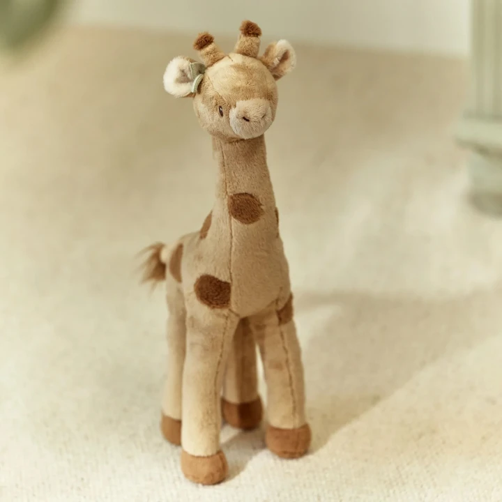 little-dutch-przytulanka-zyrafa-safari-friends-grs-domowe-safari.webp