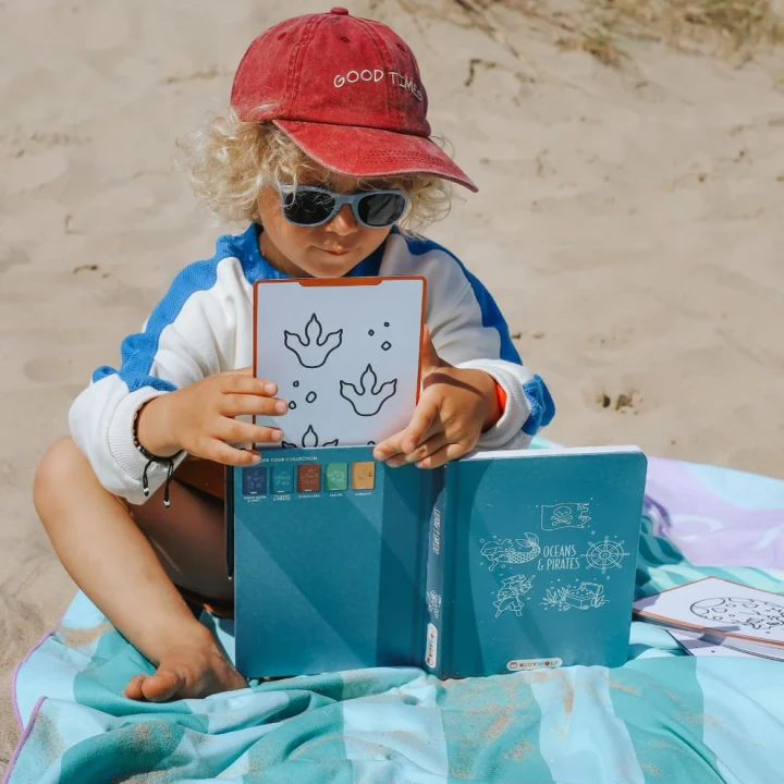 KIDYWOLF KIDYDRAW-MINI kreatywne rysowanie z wymiennymi kartami podczas zabawy na plaży