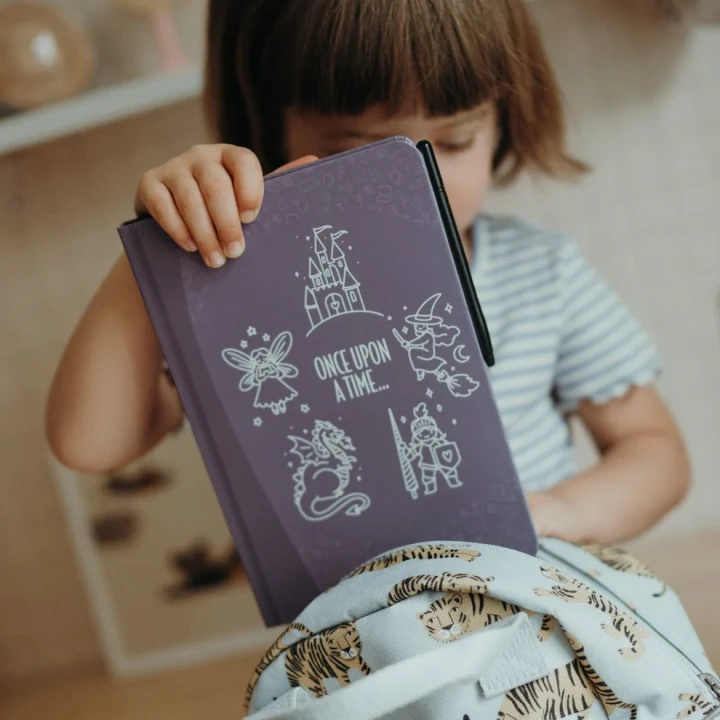 Granatowy KIDYDRAW MINI Galaxy – lekki tablet do rysowania dla dzieci na dom i podróż