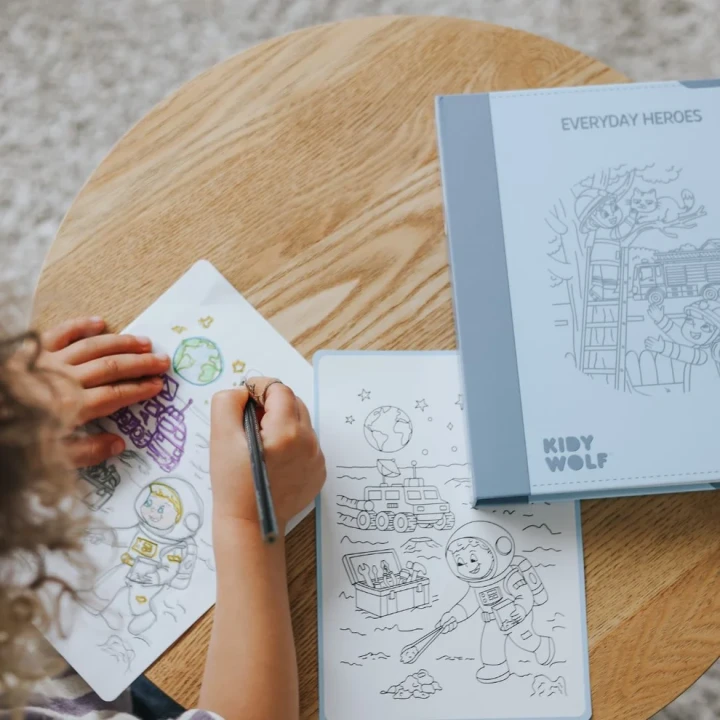 Astronauta – ilustracja Everyday Heroes do odrysowania