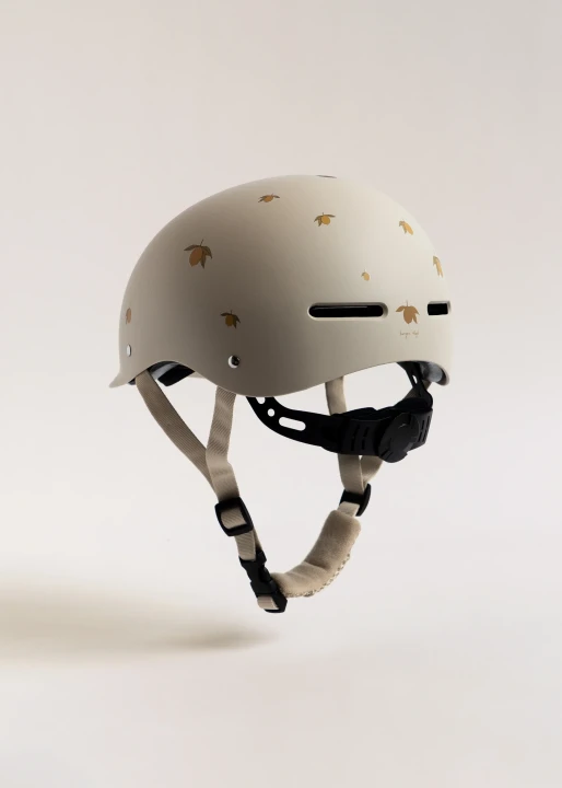 Konges Sløjd Bicycle Helmet Lemon kask rowerowy dziecięcy – tył z otworami wentylacyjnymi
