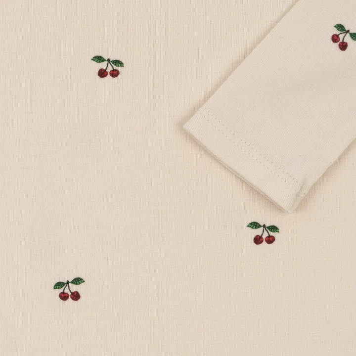 Onesie Cherry Konges Sløjd detal bawełnianego materiału i rękawa